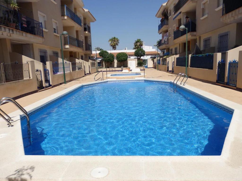 Nice Apartment With Spacious Terrass And Rooftop Los Alcazares Bagian luar foto
